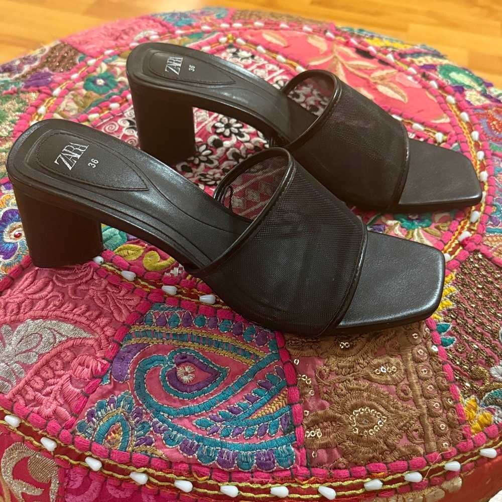 Zara Black Mesh Mules - Picture 3 of 3